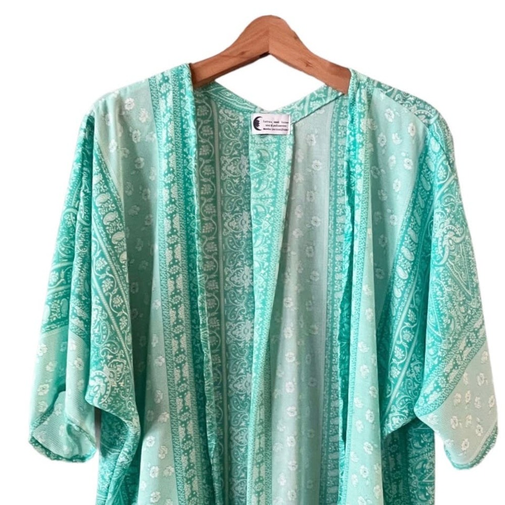 LOTUS AND LUNA THAILAND Kimono Open Floral Green Handmade Short Sleeves One Size - Picture 5 of 7